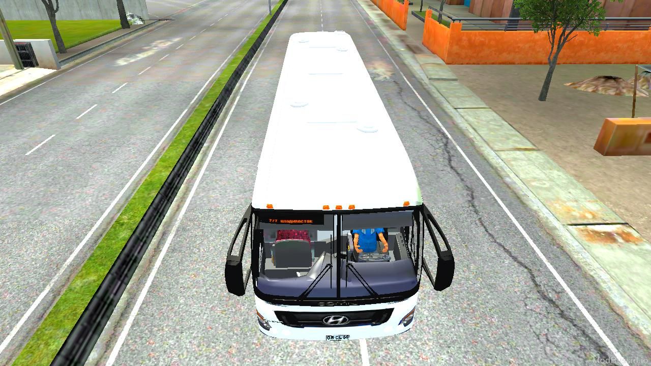Photo of Hyundai Universe 4