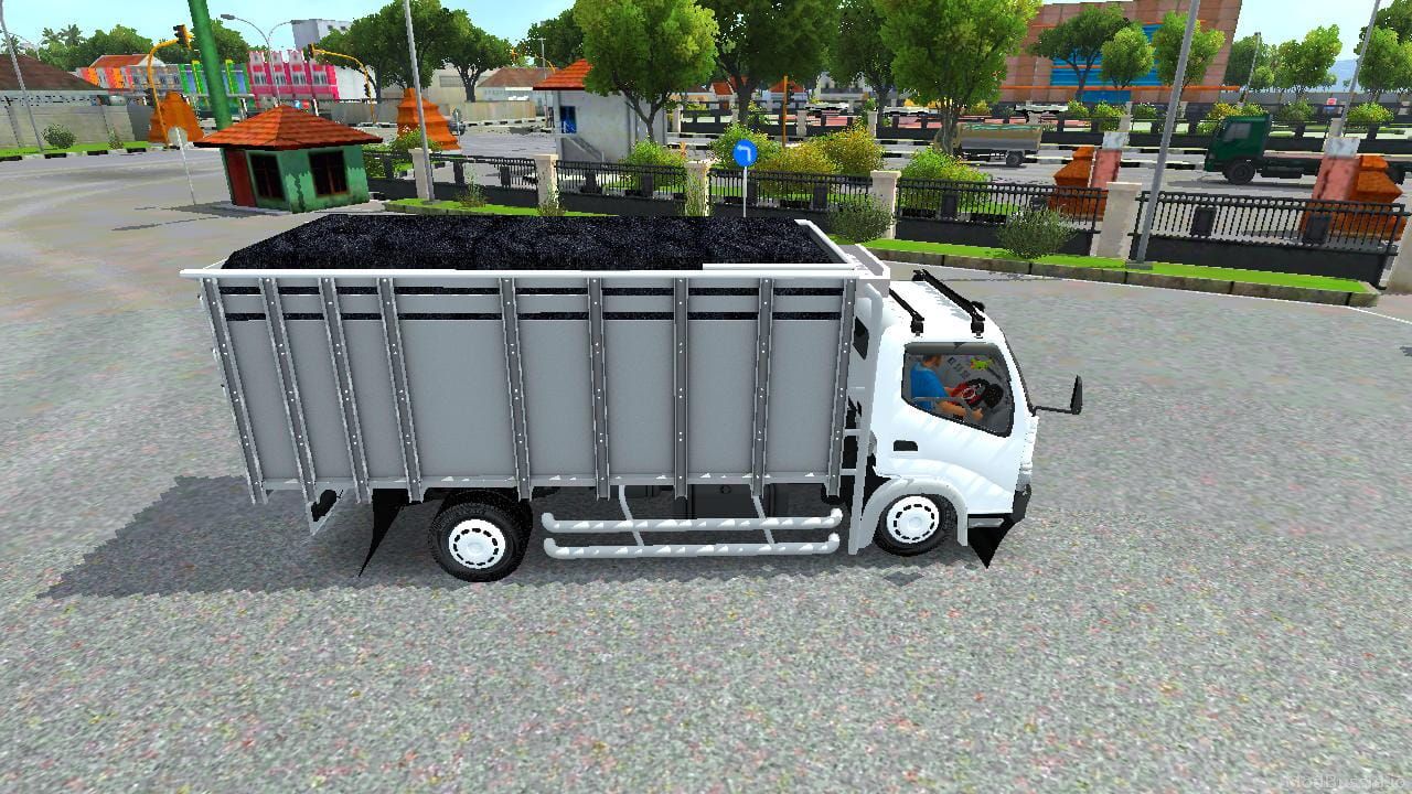 Photo of Hino Dutro Pasiran Budesign 4