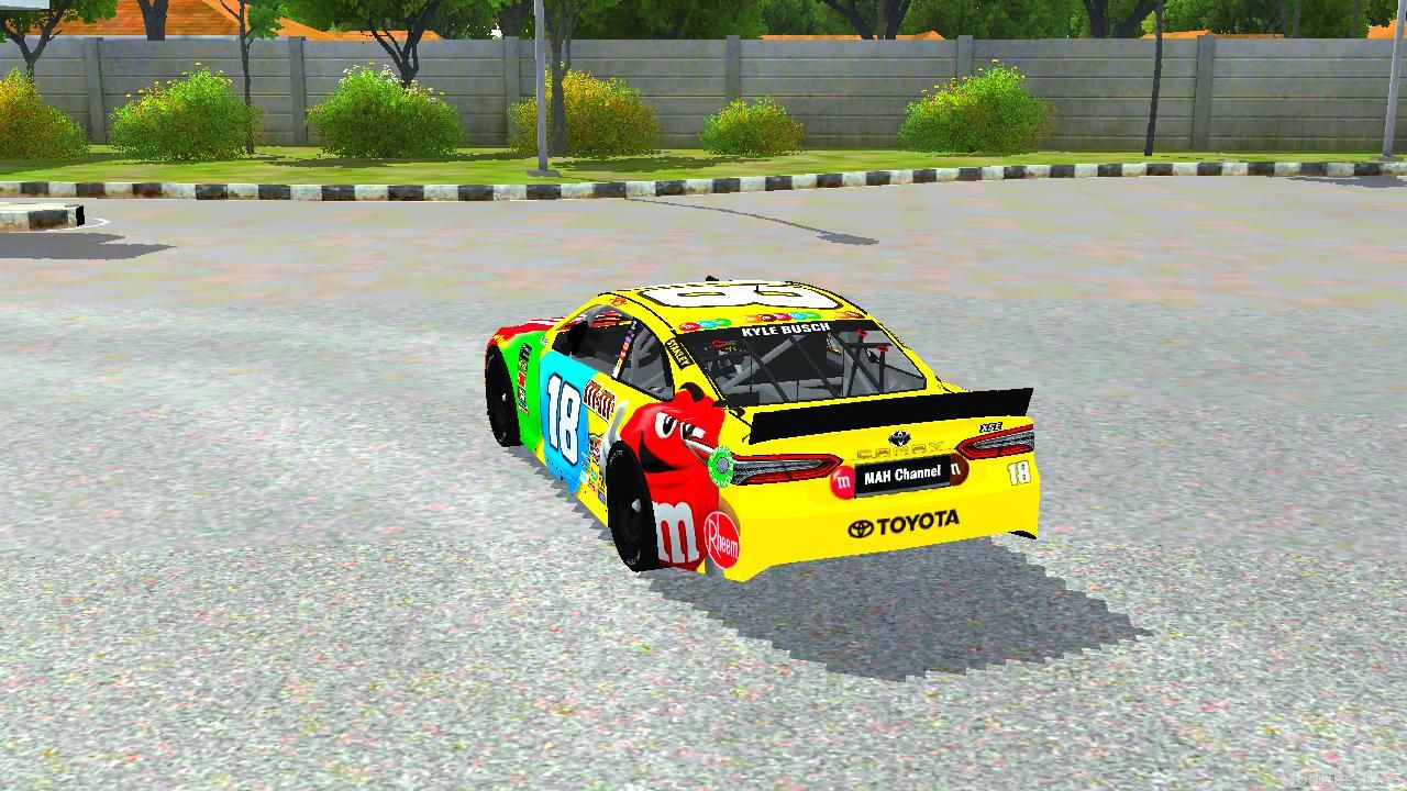 Photo of Toyota Nascar Camry 7
