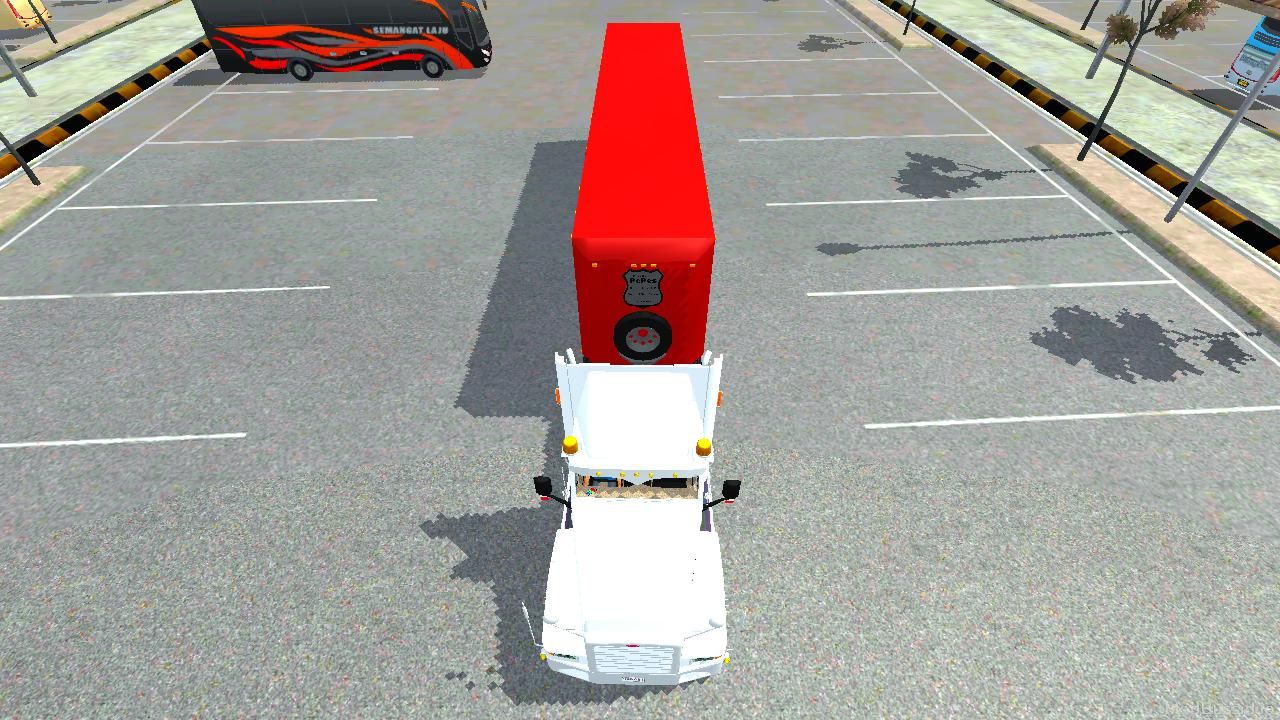 Photo of Peterbilt 385 4