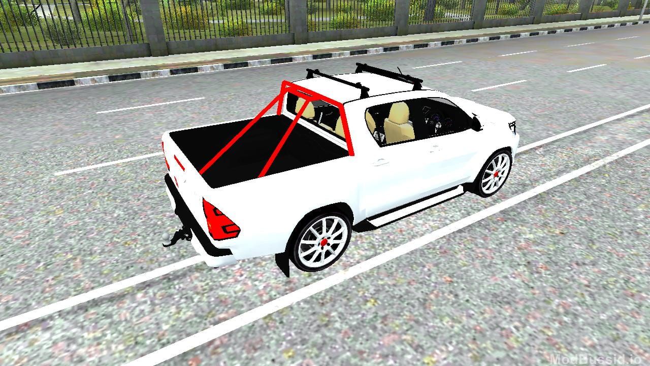 Photo of Toyota Hilux 3
